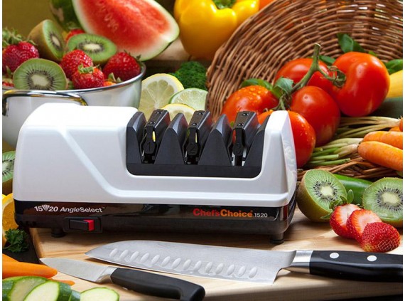 Chefs Choice cc.1520 Aiguiseur électrique « ANGLE SELECT », équipé d'une surface abrasive diamantée assure un résultat maximal